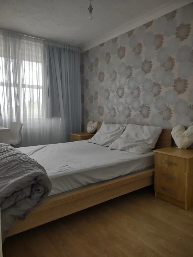 Quiet And Peaceful Double Bedroom In A Nice House With A Very Large Patio London United Kingdom